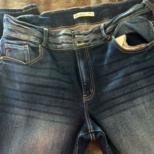 Kancan blue jeans size 20 distressed ankle cut